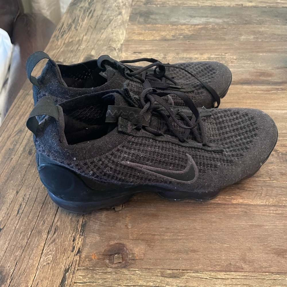 Nike Air Max Black Athletic Shoes
